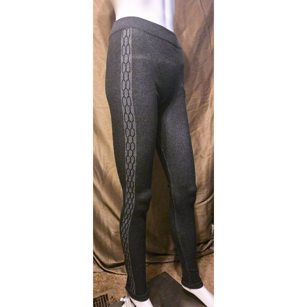 NWT - Romeo & Juliet Couture Sweater Leggings - Size XL